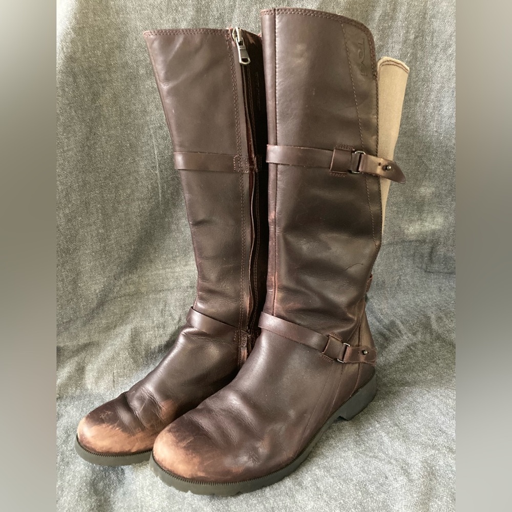 Teva de la Vina waterproof riding boots size 9